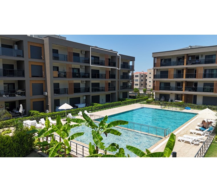 KUŞADASI DAVUTLAR'DA SİTE İÇERİSİNDE HAVUZLU 2+1 YENİ DAİRE