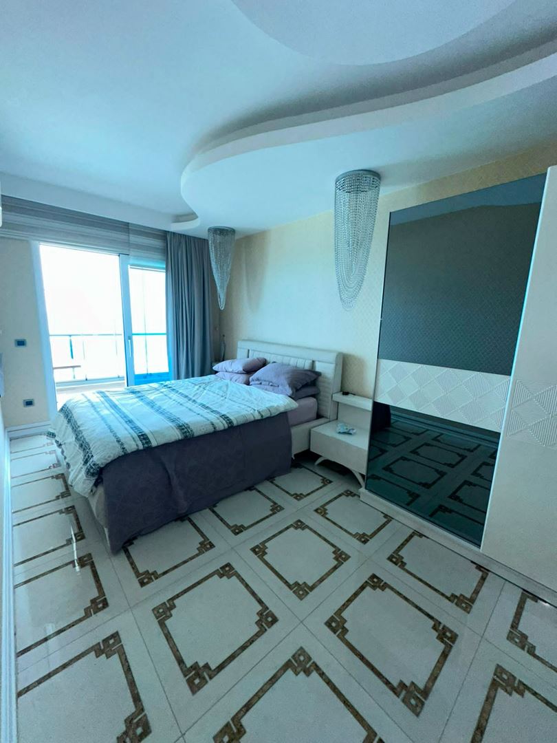 ALANYA MAHMUTLAR’DA DENİZE SIFIR MUHTEŞEM DENİZ MANZARALI 2+1 PENTHOUSE · 8 · Fotoğraflar
