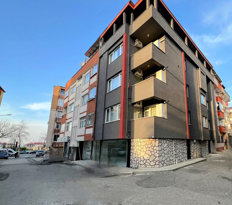 Trabzon Ortahisar İnönü'de 400 m² Geniş Kiralık Dükkan: İşinize Yeni Bir Başlangıç!