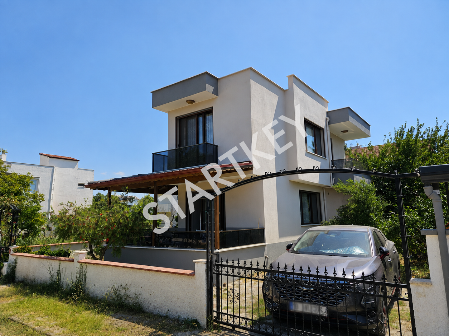 Property-photo