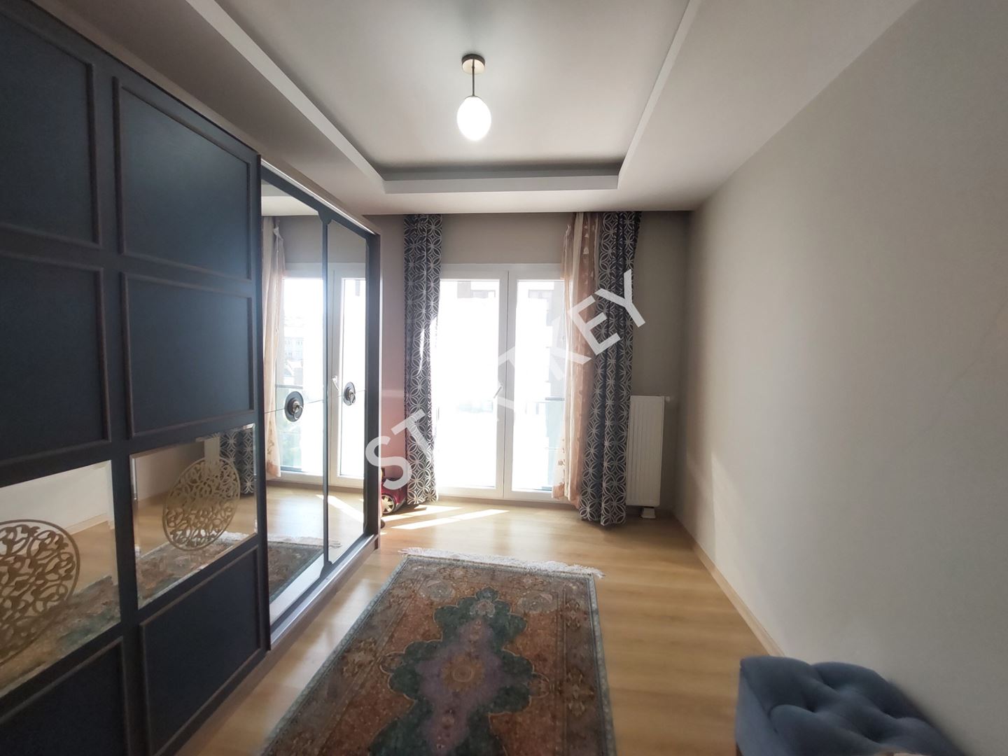 Property-photo