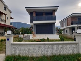 KUŞADASI DAVUTLARDA DENİZE YÜRÜME MESAFESİNDE TAM MÜSTAKİL 4+1 DUBLEKS VİLLA