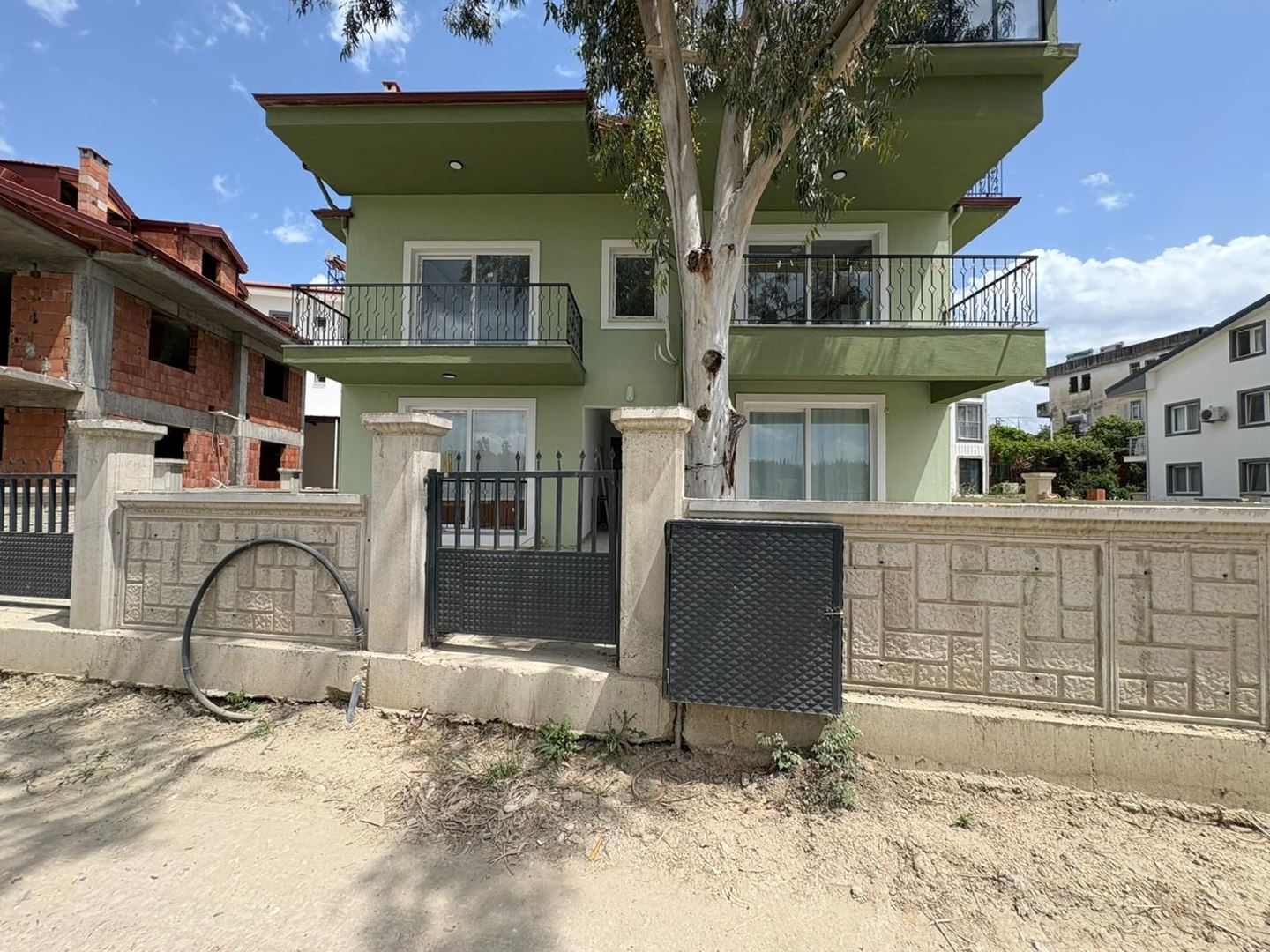 Property-photo