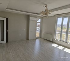 EMLAK 72'DEN BAYINDIR MAHALLESİNDE KİRALIK 3+1 DAİRE