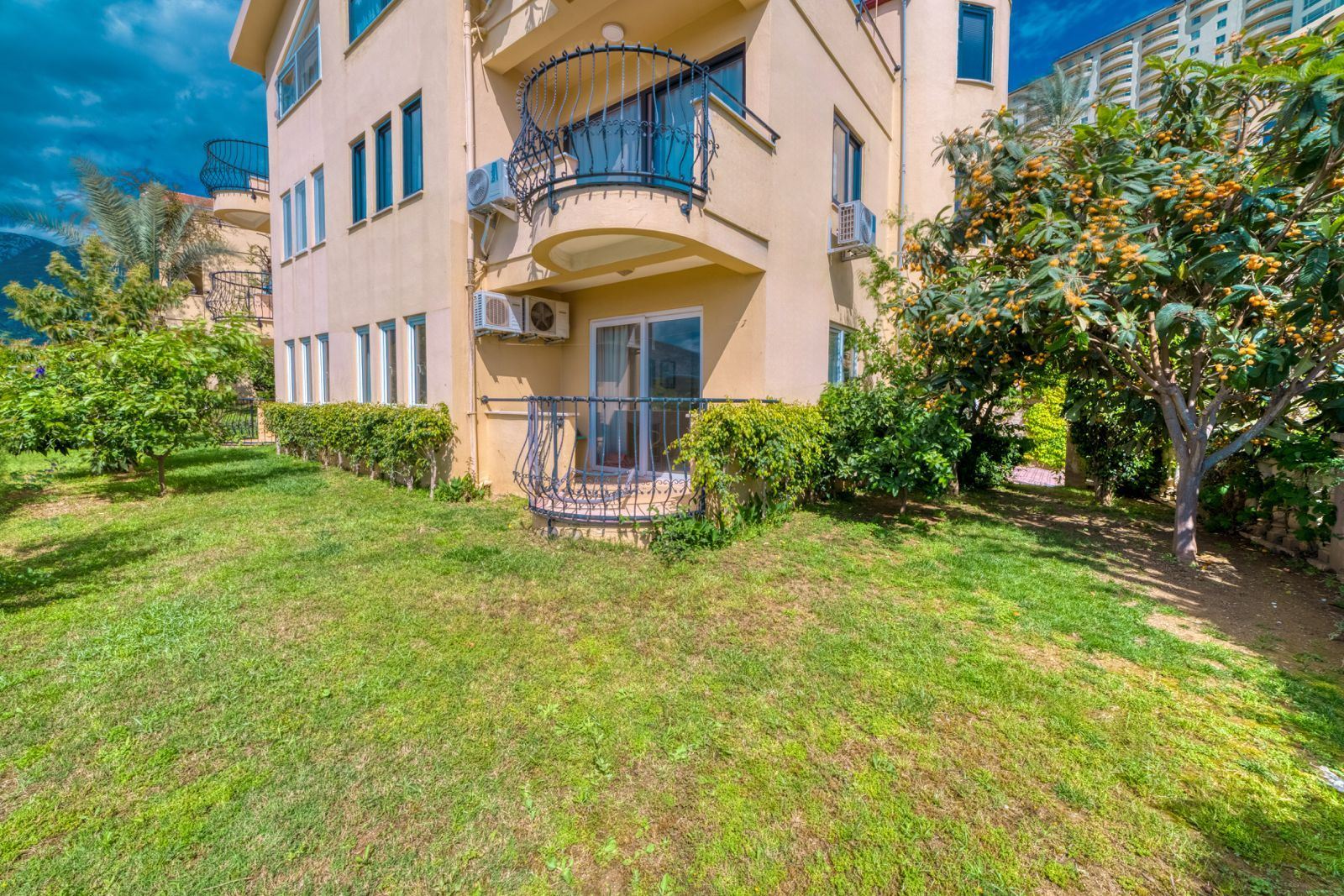 Property-photo