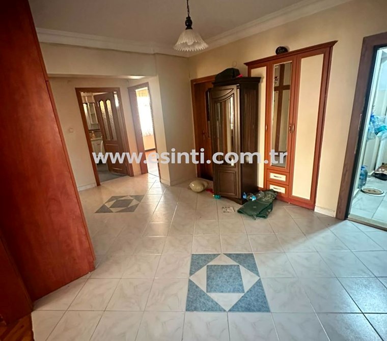 MALTEPE FINDIKLI YEDİTEPE ÜNV. YAKIN ASANSÖRSÜZ BİNADAEŞYALI 3+1