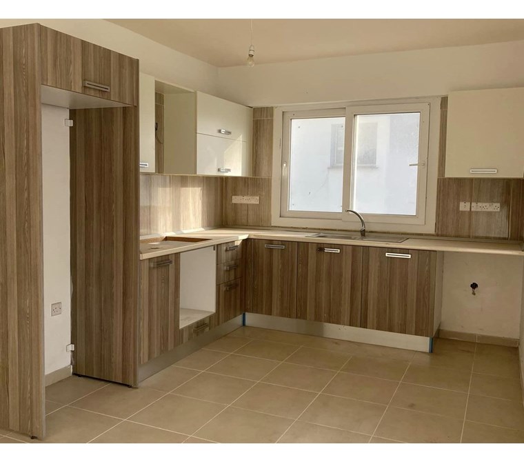 KIBRIS GİRNEDE YENİ APARTMANDA 2+1 DELUXE DAİRE !