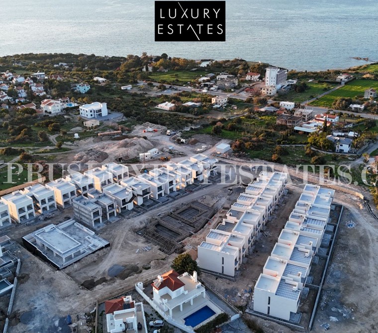 KİBRİS KARSİYAKADA LUXURYAQUA 2+1 DAİRELER DENİZE 400 METRE !