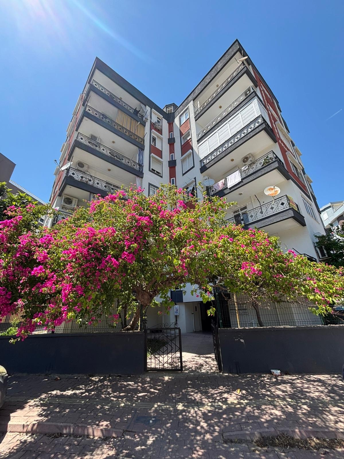 Property-photo