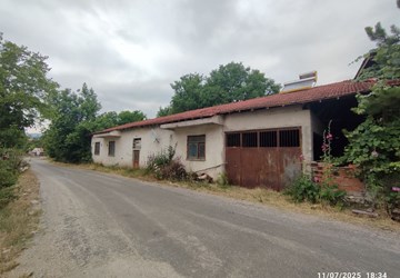 Bolu YAKUPLAR Köyü 150 M2 Kiralık Ahır - Depo