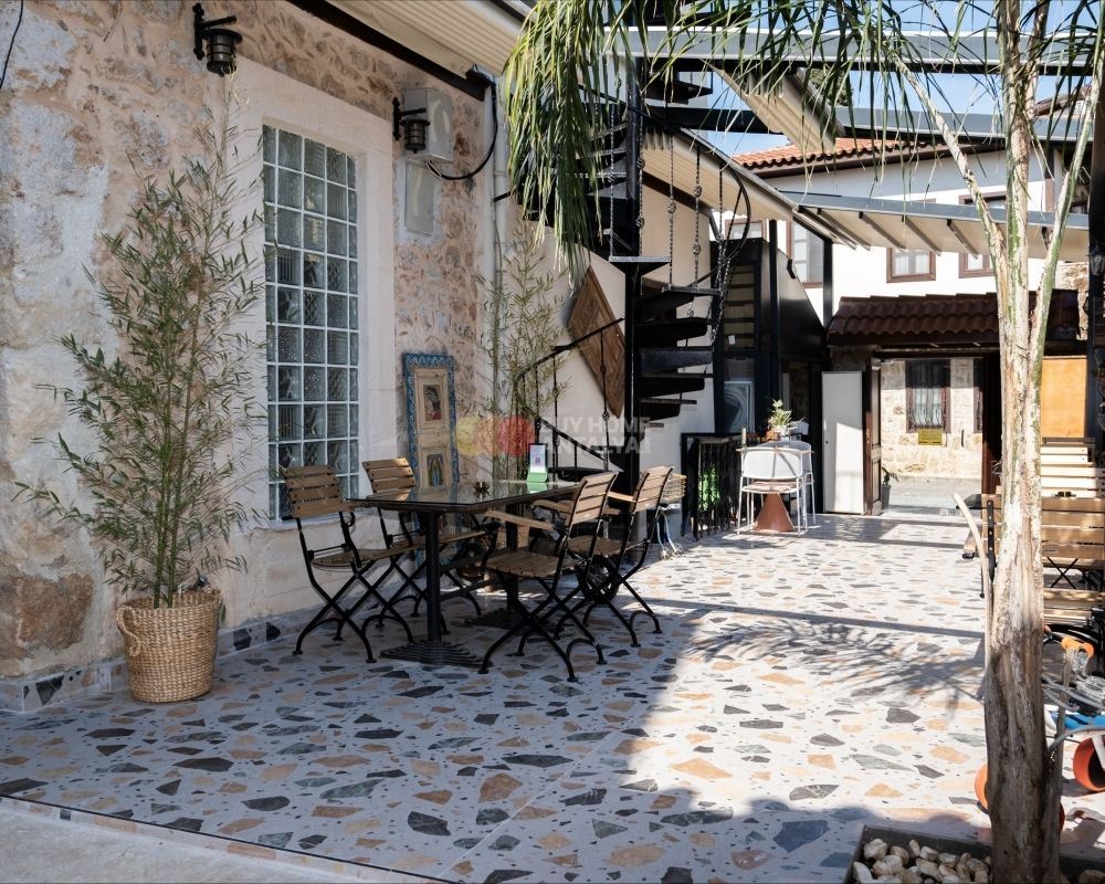 Property-photo