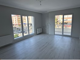 100. YIL EKREM TANTI CADDESİNDE 2+1 KİRALIK DAİRE