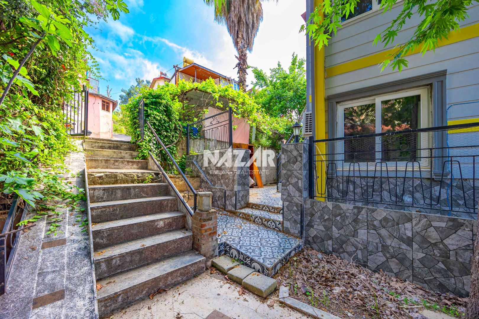 Property-photo