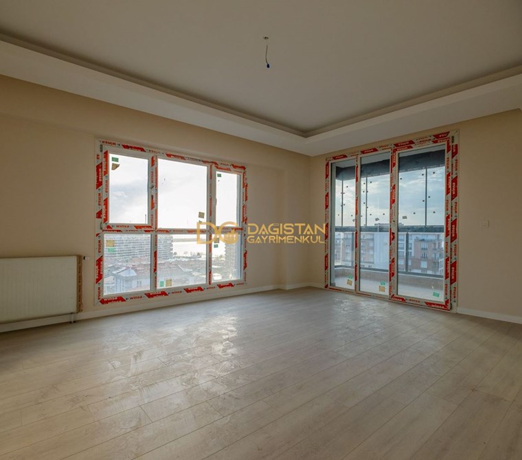 MARMARAY'A YAKIN DENİZ GÖL KONAKLARI'NDA 140m² 3+1 SATILIK DAİRE