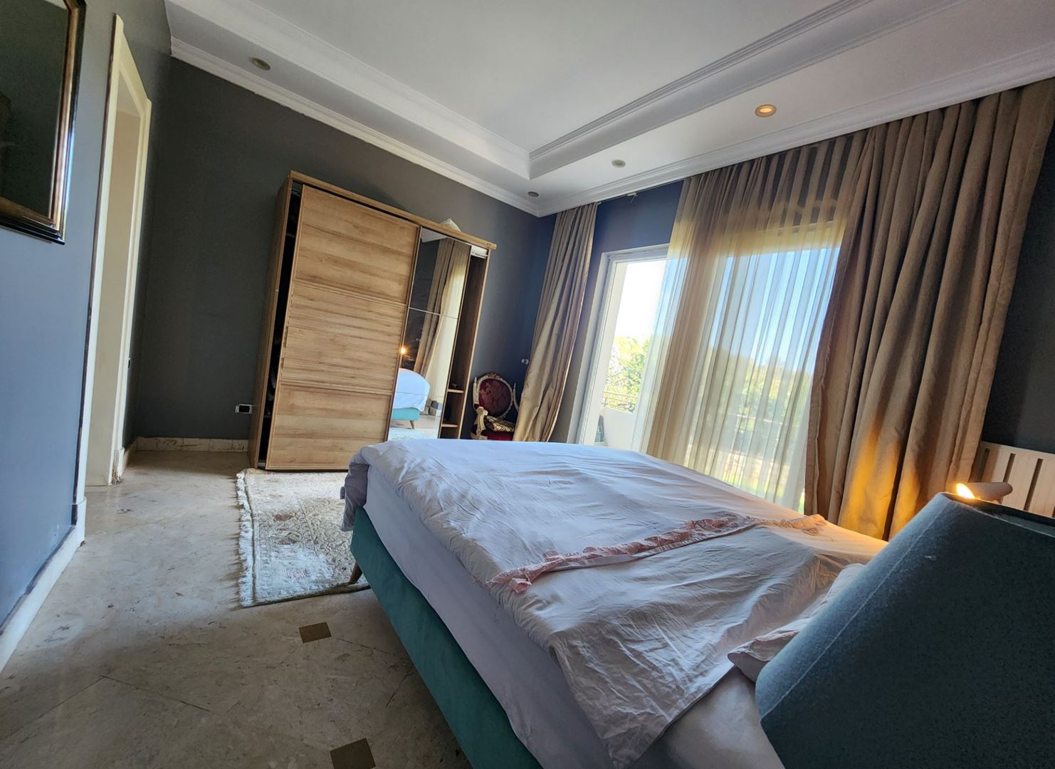 Property-photo