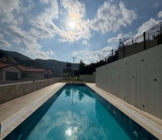 REALTY WORLD EFES GAYRİMENKUL'DEN SATILIK 3+1 DAİRE