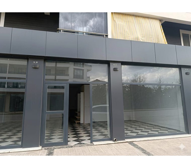 BAŞİSKELE KULLAR ÜNİVERSİTE VE OKULLAR BÖLGESİNDE 67 M² KİRALIK DÜKKAN