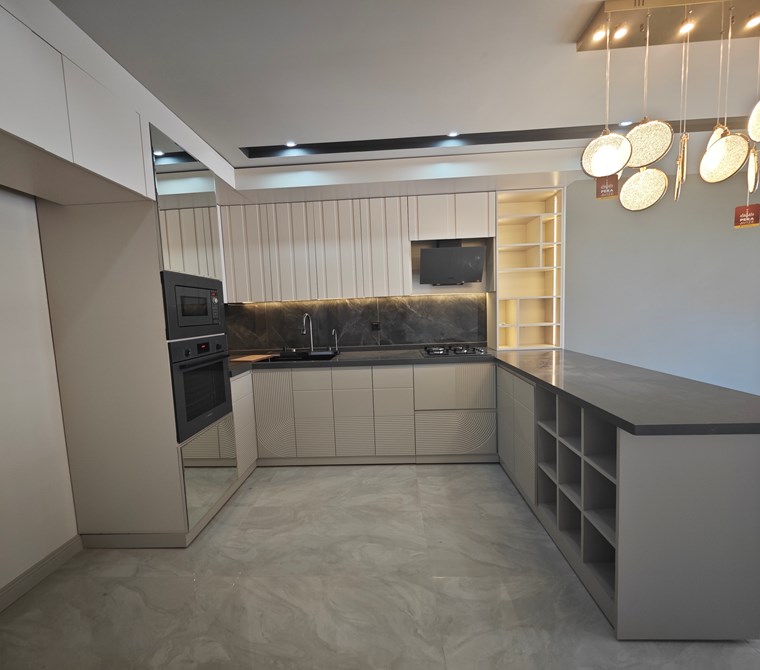 HASANKEYF YOLUNDA ARAÇ MUAYENE KARŞISI SATILIK 3,5+1 DAİRE