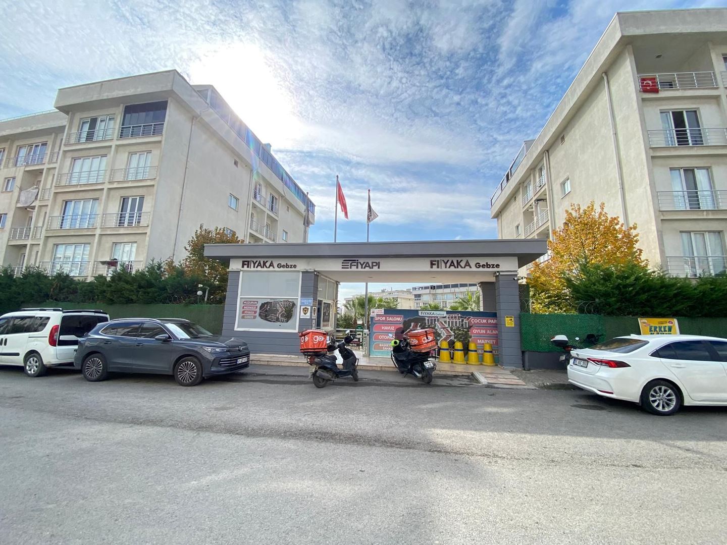 ŞENER GYD'DEN TATLIKUYU SİTE İÇİNDE ACİL SATILIK 2+1 DAİRE