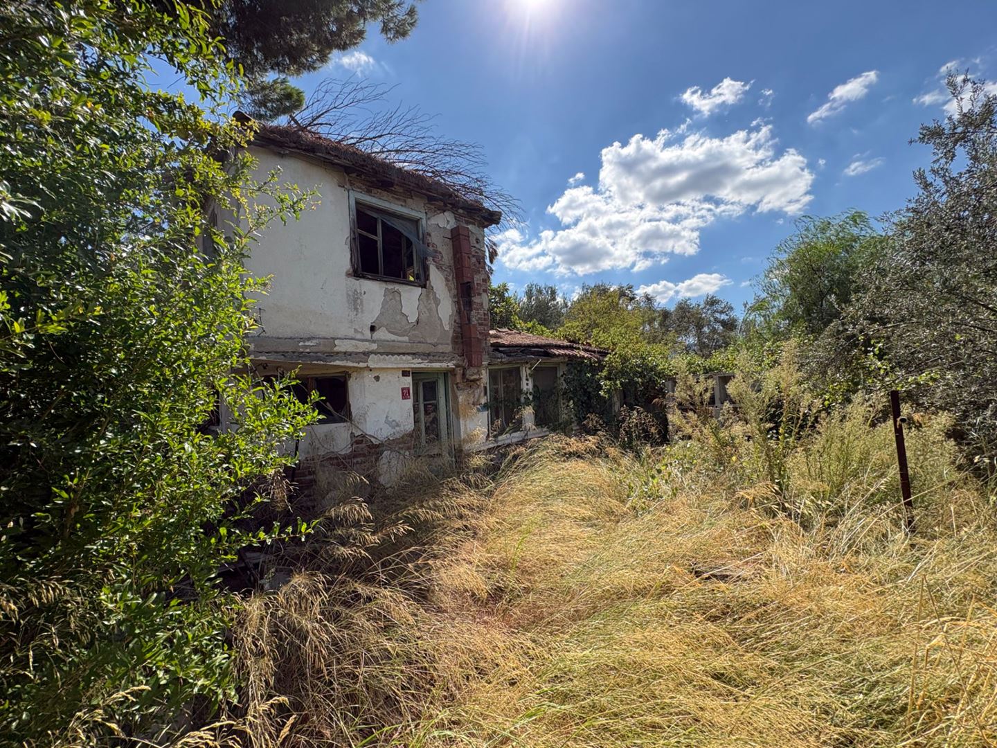 Property-photo