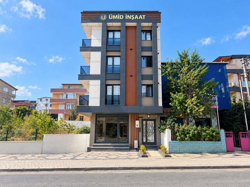 Cadde üzerinde DENİZ MANZARALI 4+1 lüks dubleks