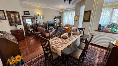 Selamiçeşme Özgürlük Parkına Yakın Konumda 3+1 Satılık