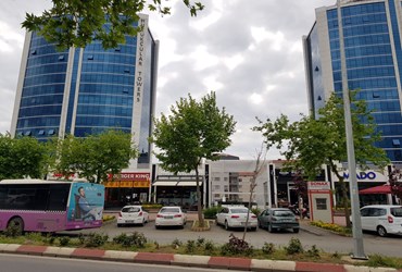 Kartal Cevizli Hukukçular Towers Ara Kat Kiralık 2+0 Ofis