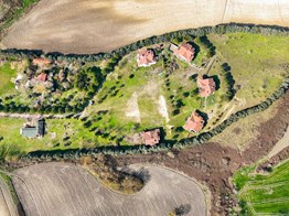 Çatalca Örcünlü'de 5164 m² Yatırımlık Arsa: Villa ve Restaurantlı