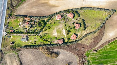 Çatalca Örcünlü'de 5164 m² Yatırımlık Arsa: Villa ve Restaurantlı