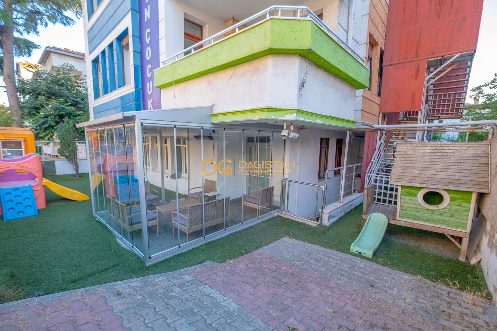 Property-photo