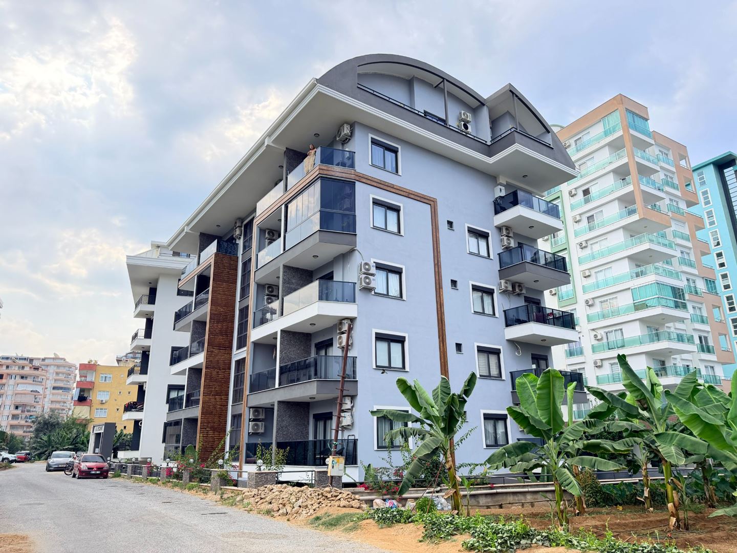 BRAND-NEW 1+1 APARTMENT 400 M FROM THE SEA IN ALANYA MAHMUTLAR