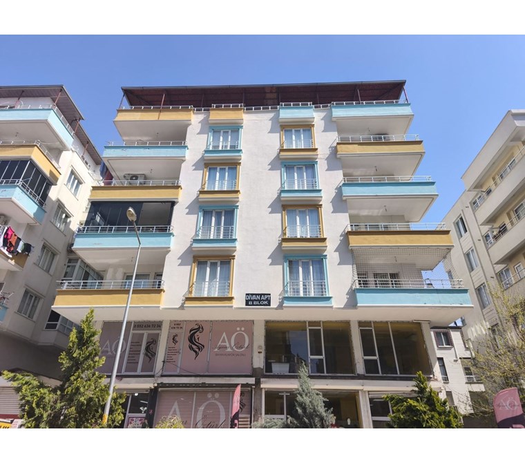 EMLAK 72 ' DEN BAHÇELİEVLER MAHALLESİ'NDE SATILIK DAİRE