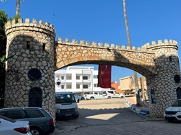 MERSİN ERDEMLİ TIRTAR KORİKOS SİTESİNDE EŞYALI KİRALIK 2+1 DAİRE