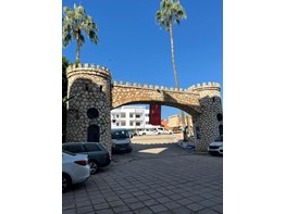 MERSİN ERDEMLİ TIRTAR KORİKOS SİTESİNDE EŞYALI KİRALIK 2+1 DAİRE