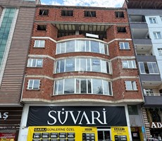 BANKADAN ARDEŞEN ATATÜRK CAD. ÜZERİNDE SATILIK OFİS KATI