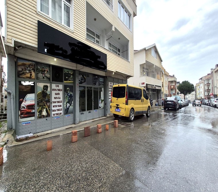 Üsküdar Ferah Mah Giriş 100 m2 Kiralık Dükkan Enta Emlak