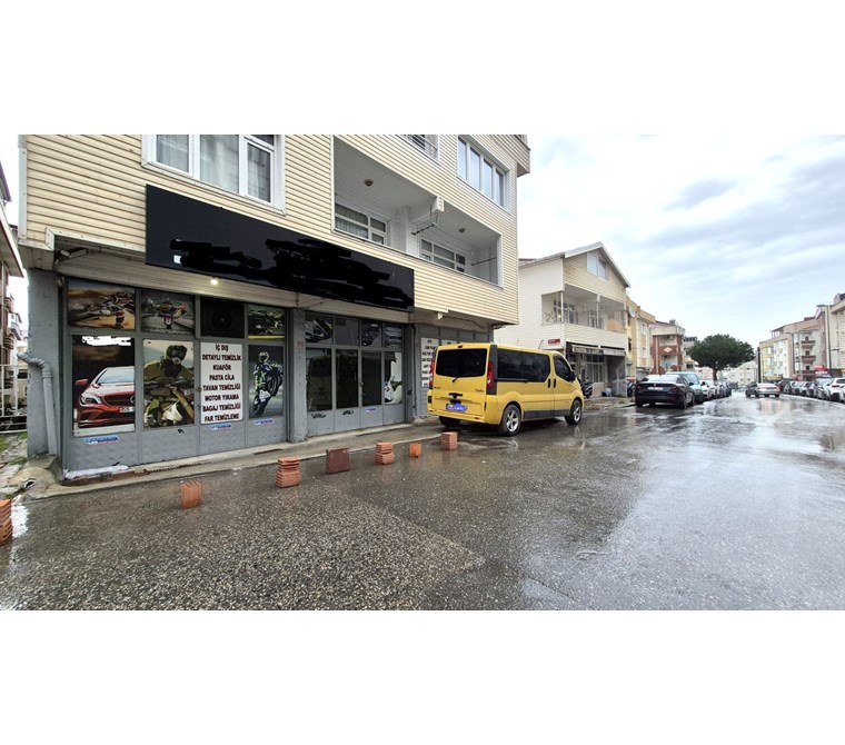 Üsküdar Ferah Mah Giriş 100 m2 Kiralık Dükkan Enta Emlak