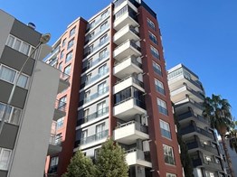 SEYHAN/CEMALPAŞA MAHALLESİ'NDE AÇIK/KAPALI OTOPARKLI SATILIK 2+1 DAİRE