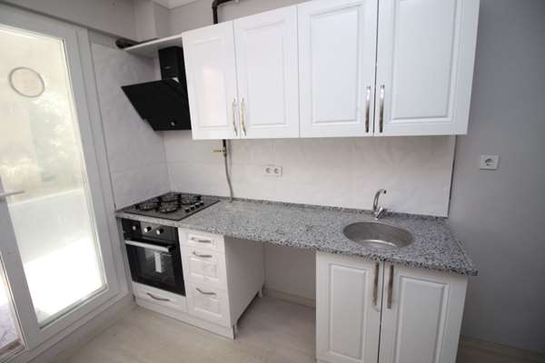 BORNOVA MEVLANA MAHALLESİ EGE ÜNİ. YAKINI 1+1 SATILIK DAİRE