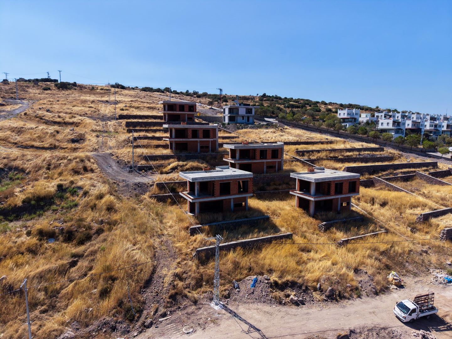 BABAKALE AKLİMANDA DENİZ MANZARALI MÜSTAKİL 3+1 VİLLA — Çanakkale gayrimenkul ilan görseli 11 / 24, Aevum Troia