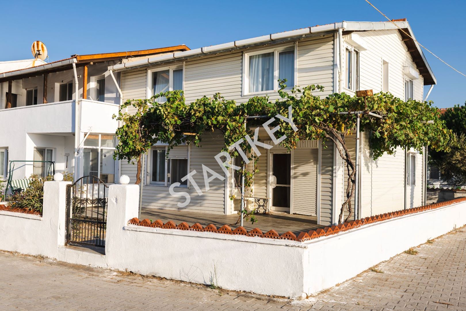 Property-photo