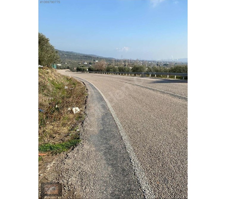 BALIKESİR ERDEK Çeltikçi Mahallesi girişi SATILIK Zeytinlik