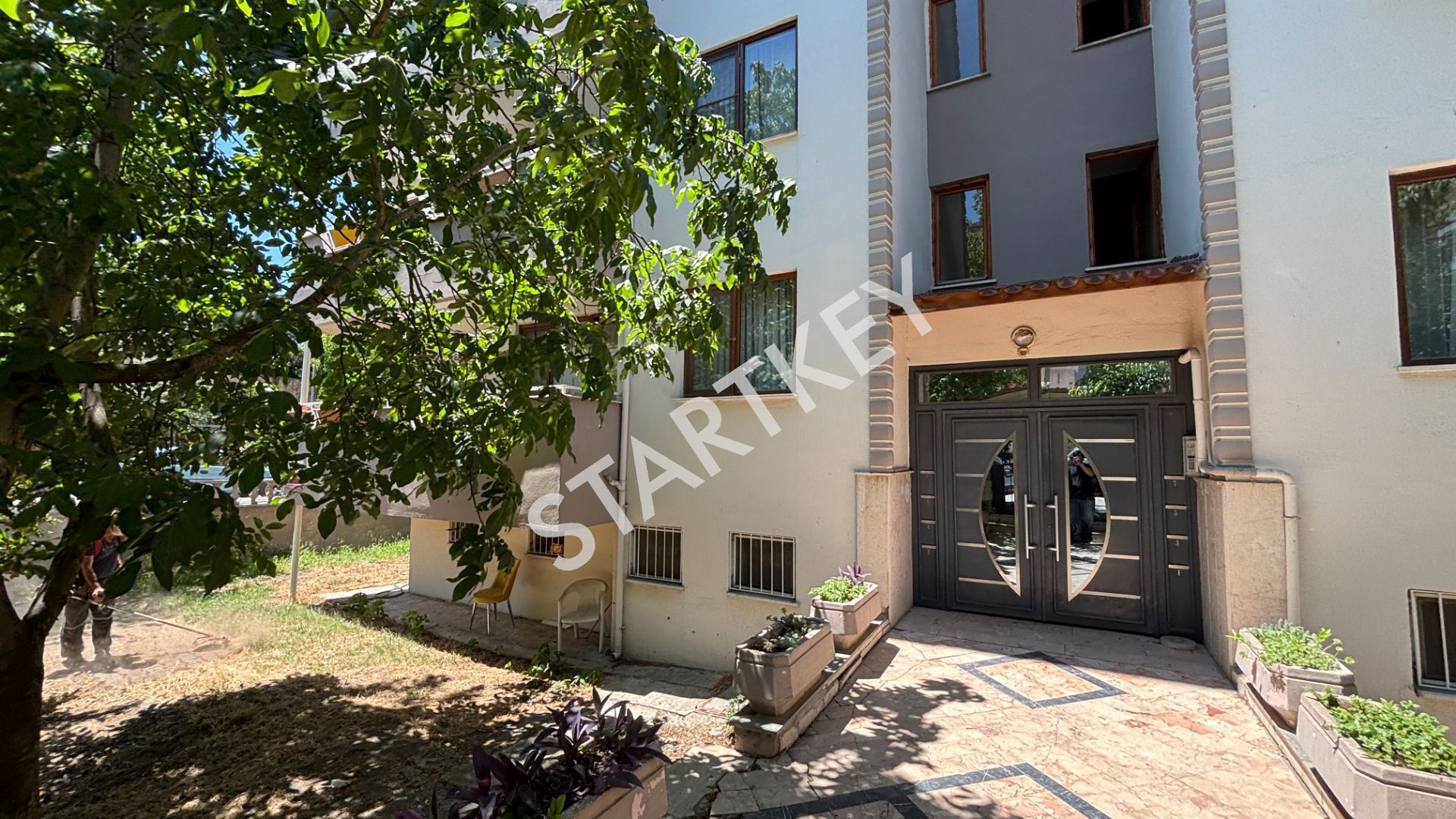 Property-photo