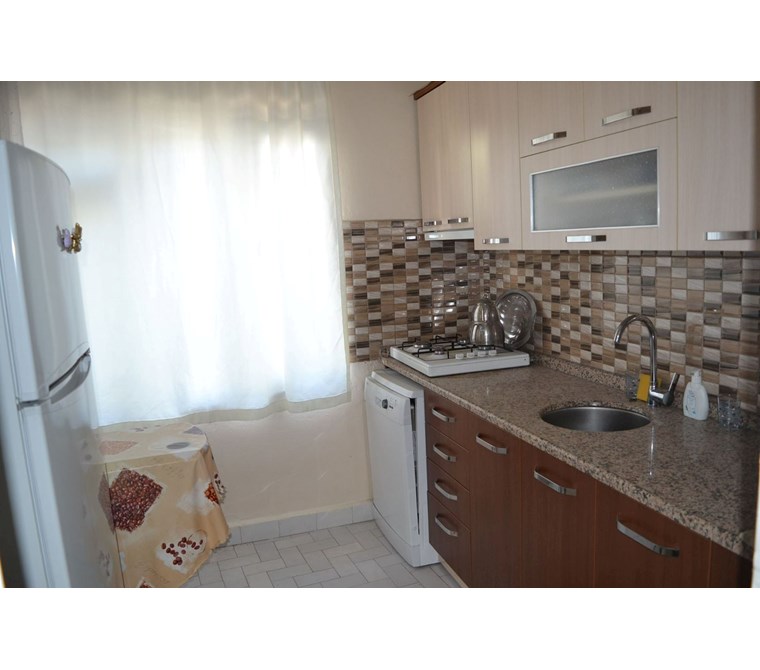 Lüleburgaz Çarşı Merkezde Satılık 2+1 Arakat Daire