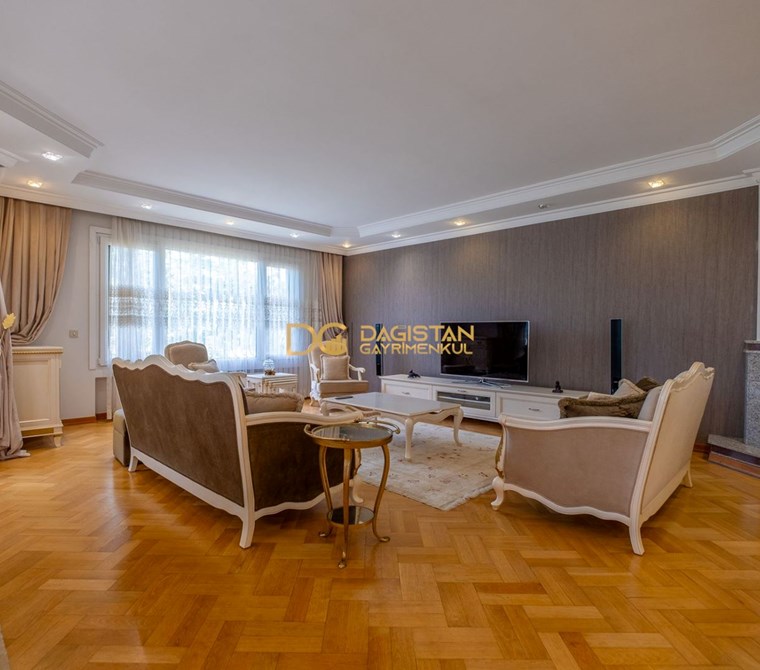 AQUA FLORYA AVM KARŞISI FULL EŞYALI HAVUZLU 4+1 220 M2