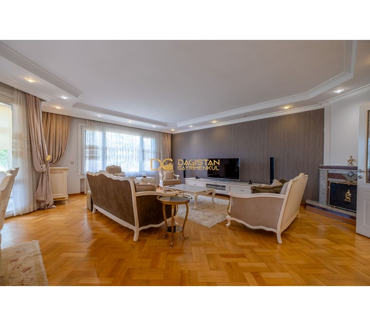 AQUA FLORYA AVM KARŞISI FULL EŞYALI HAVUZLU 4+1 220 M2