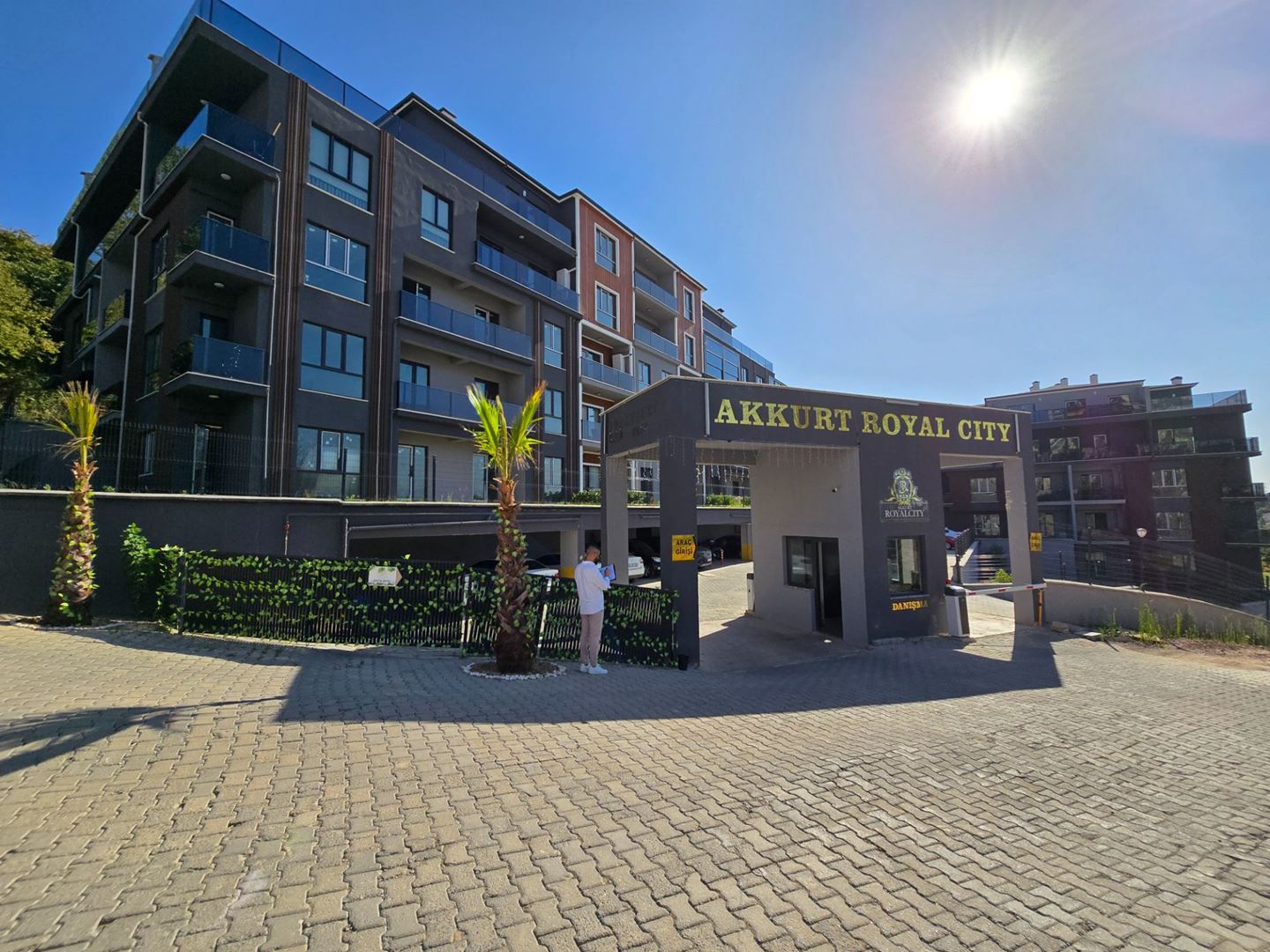 ŞENER GYD'DEN ROYAL CITY'DE SATILIK SİTENİN EN BÜYÜK DAİRESİ