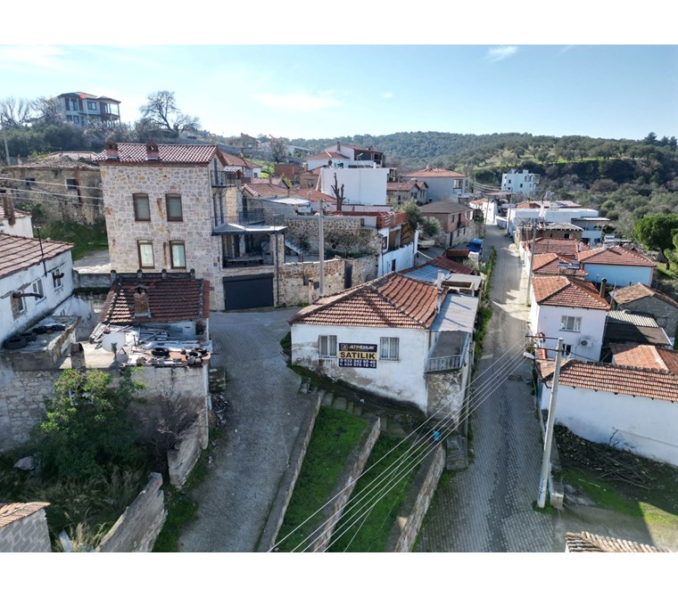 ALTIN EMLAKTAN GÖMEÇ KEREMKÖYDE SATILIK MÜSTAKİL EV