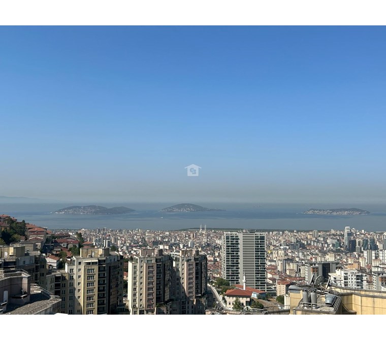 Nish Adalar’da Deniz ve Adalar Manzaralı 3+1 Kiralık Lüks Daire