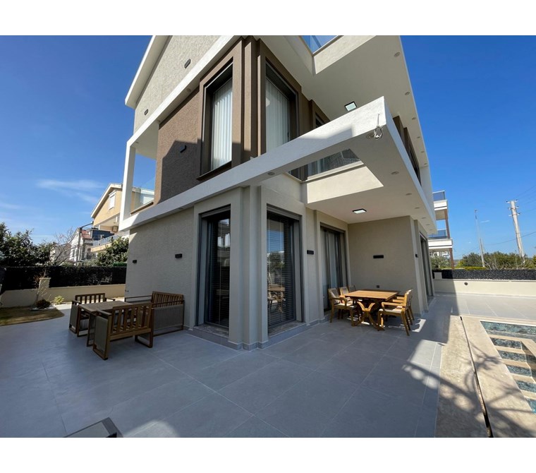 🚩ALTINKUM’DA FULL EŞYALI LÜKS 6+1 MÜSTAKİL VİLLA